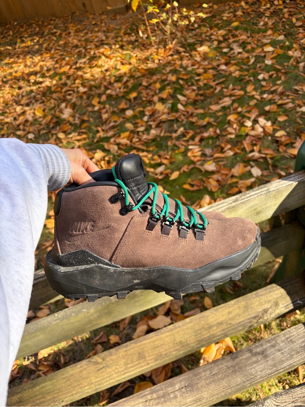 Mens Nike Cynal Waterproof Boots - size 8.5